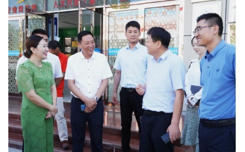 市領導赴銀川伊百盛面對面問需求，實打實解難題